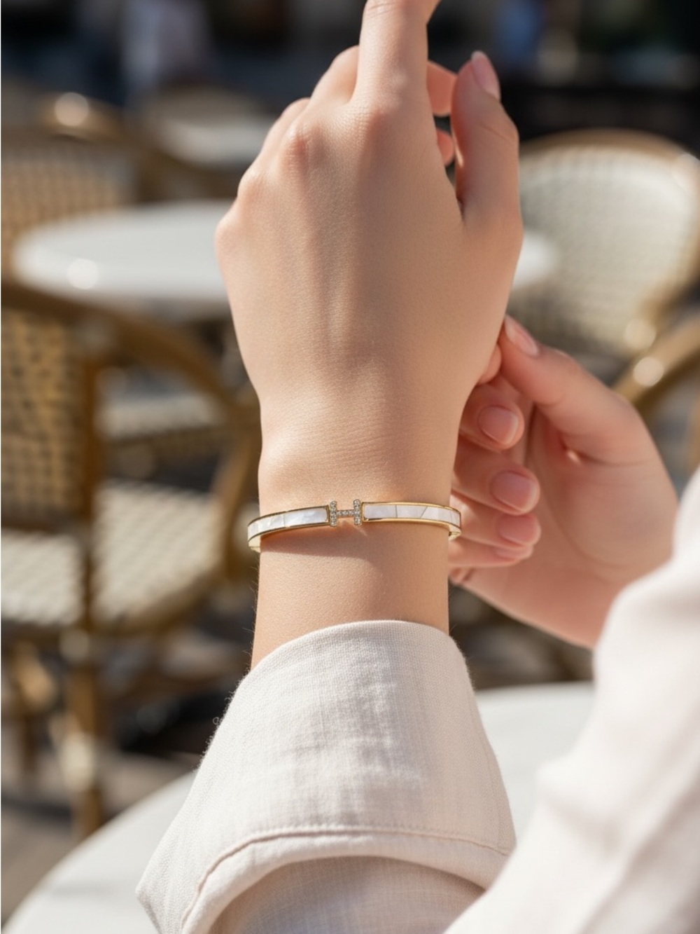 8/30 Elegant Gold and White Enamel Cuff Bracelet